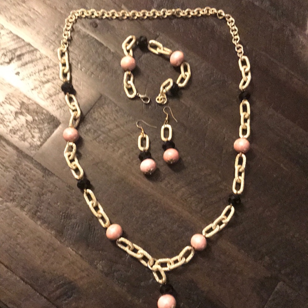 Costume jewelry set brand new no tags